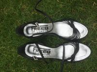 Freed Tanzschuhe 4 1/2, schwarz Satin Chromleder Baden-Württemberg - Leonberg Vorschau
