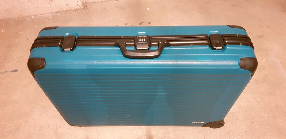 Rimowa Reisekoffer,Polycarbonat mit zwei Rädern in Berlin