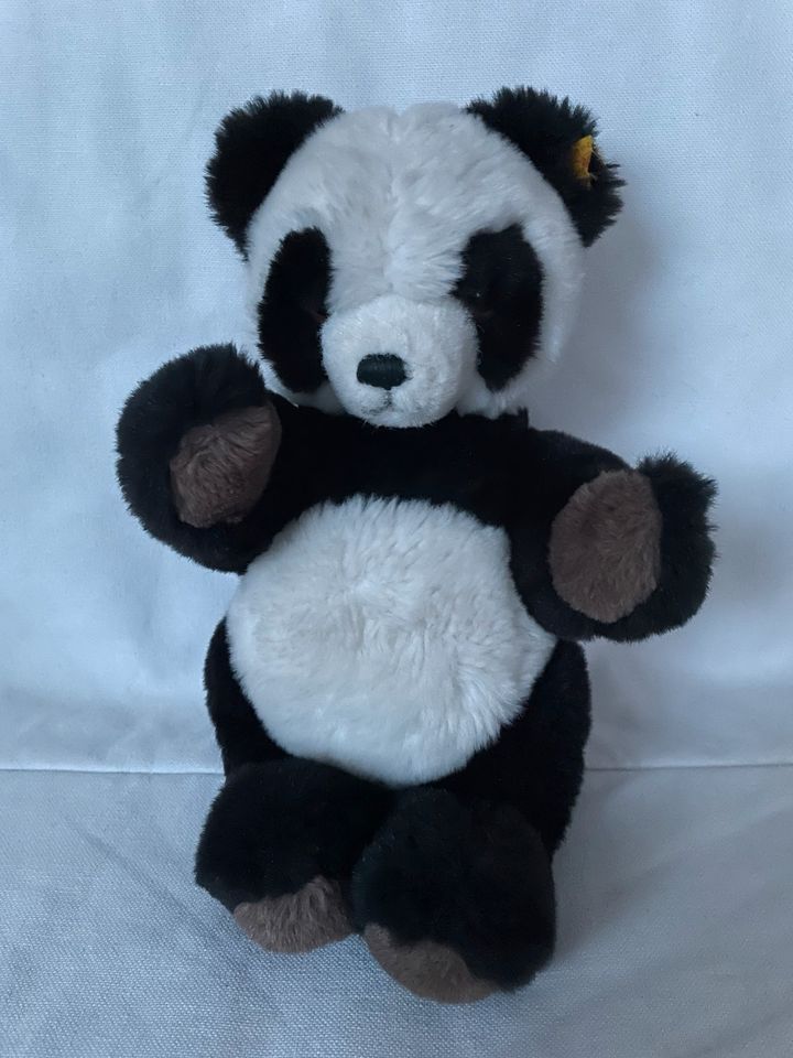 Steiff Panda Bär in Eltville