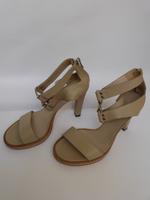 Gucci High Heel  Sommer/Sandalen  Vintage -im perfekten Zustand Neuhausen-Nymphenburg - Neuhausen Vorschau
