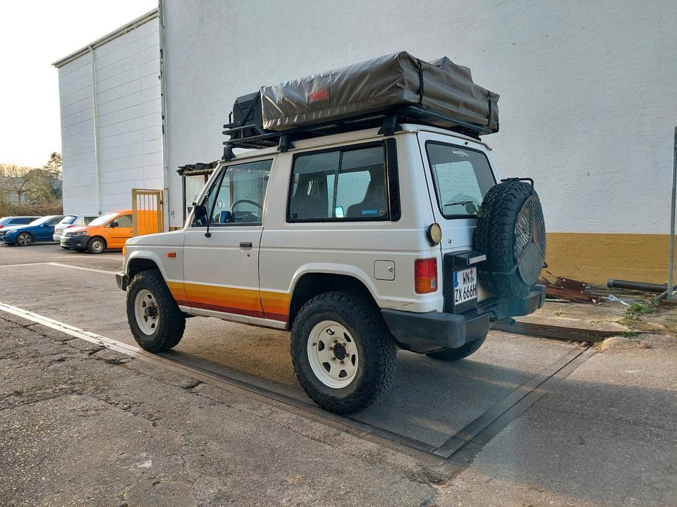 Mitsubishi Pajero I L040 4x4 Allrad Dachzelt Geländewagen offroad in Weinstadt