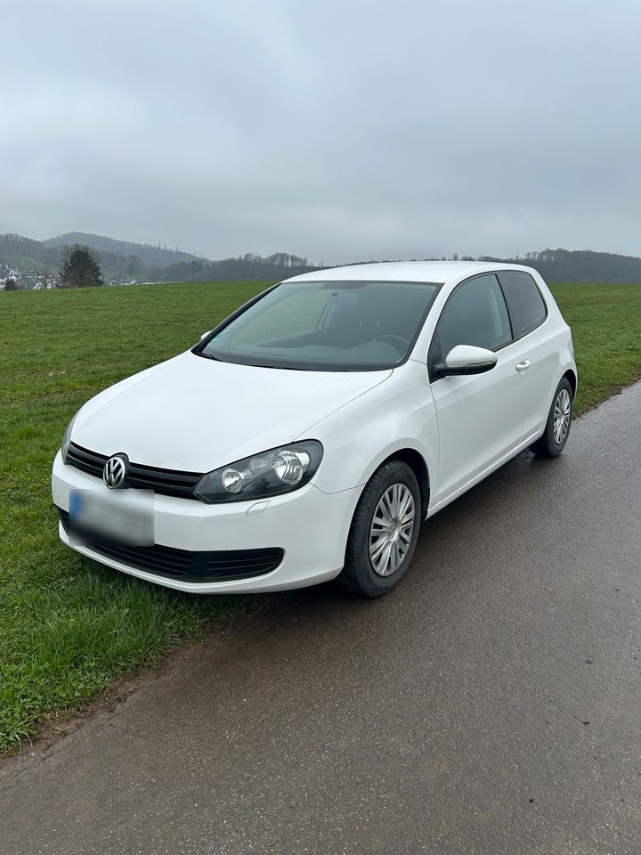 VW Golf 6 Kleinwagen 1,4l Audi Seat in Balve