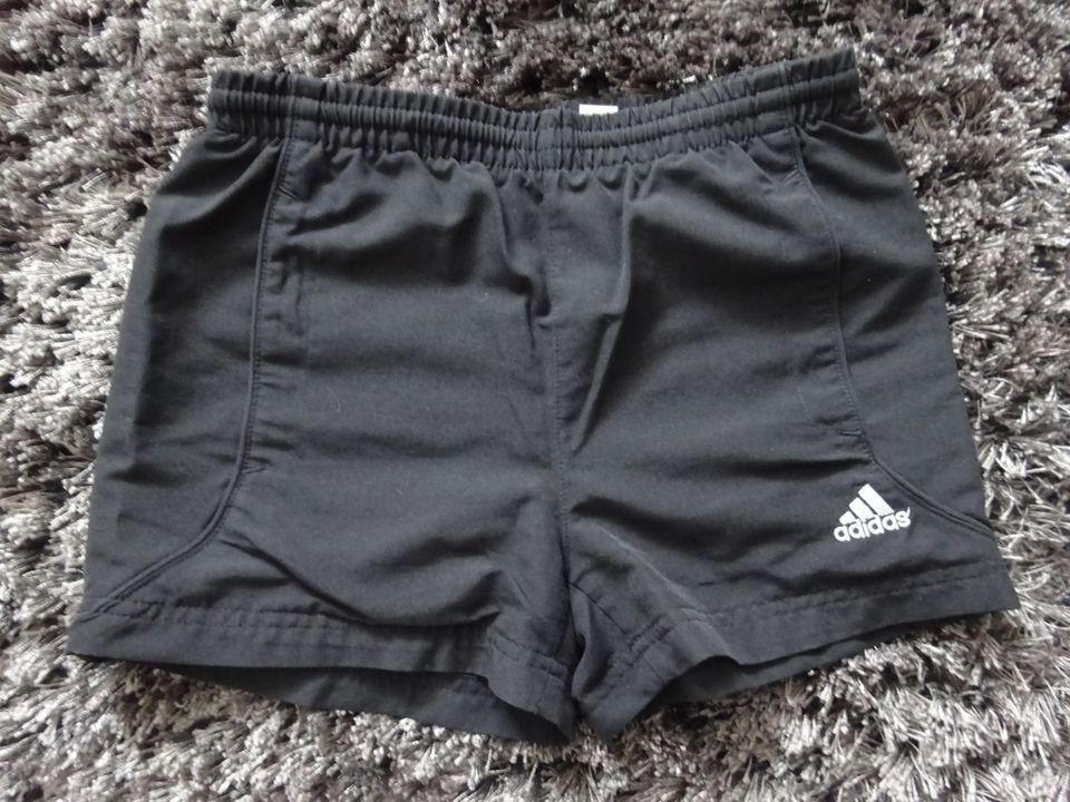 ADIDAS CLIMALITE CLIMA 365 Shorts Gr. 110 *** TOP *** in Spelle