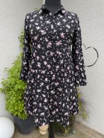 C&A Blusenkleid Sommerkleid schwarz Rosen rosa Gr. 50 Niedersachsen - Uelzen Vorschau