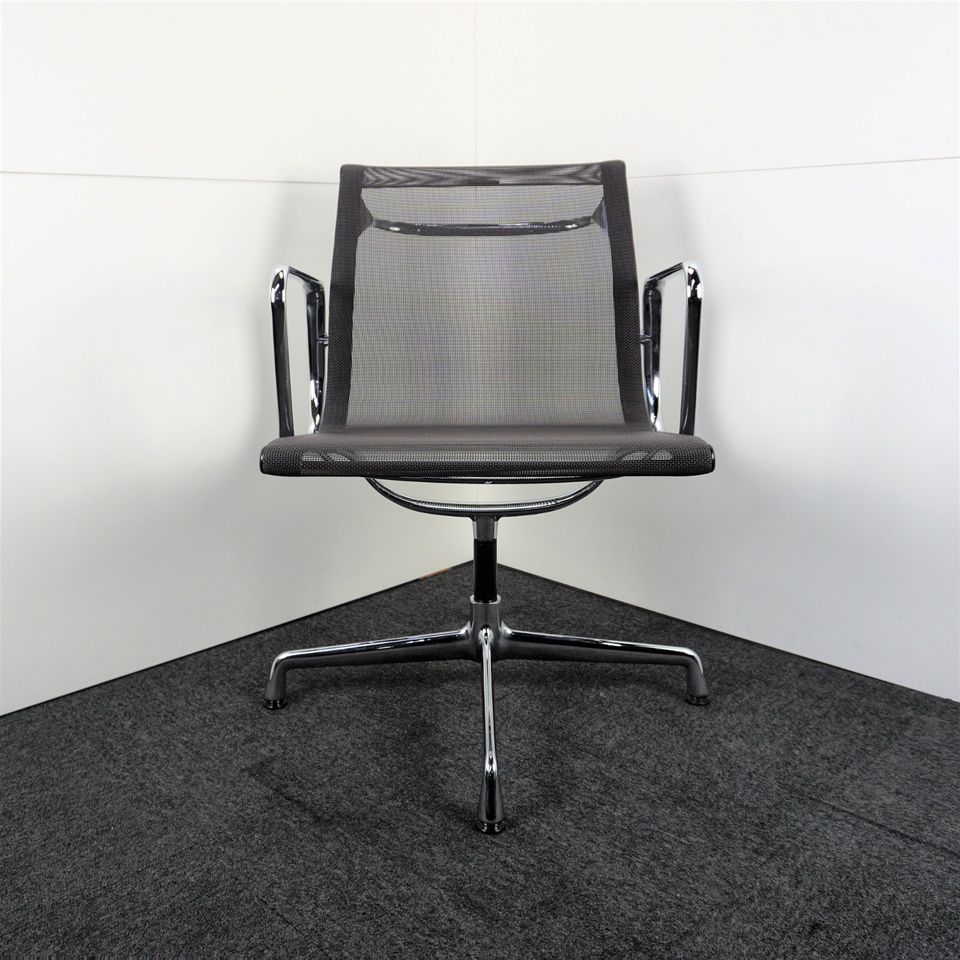 Vitra EA108 Aluminium Chair |Konferenzstuhl Anthrazit| Netzrucken in Mehringen