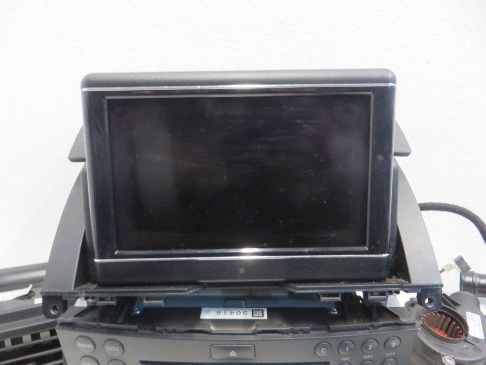 Mercedes C W204 Comand DVD APS Navigation Umbausatz A2049060101 in Neutraubling