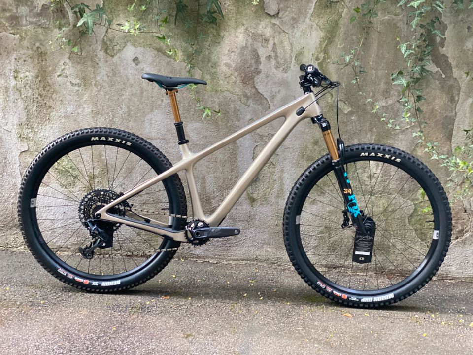 YETI ARC m.Fox 34, Sram X01 Eagle, Maxxis in Stuttgart