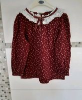 Dunkelrote Bluse mit Blumen Gr.110/116 Nordrhein-Westfalen - Balve Vorschau