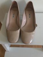Pumps Original MIU MIU beige Lackleder mit Strassabsatt Berlin - Tempelhof Vorschau