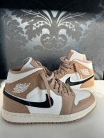 Neu Air Jordan 1 Sneaker Schuhe Sportschuhe 38,5 Hessen - Bebra Vorschau