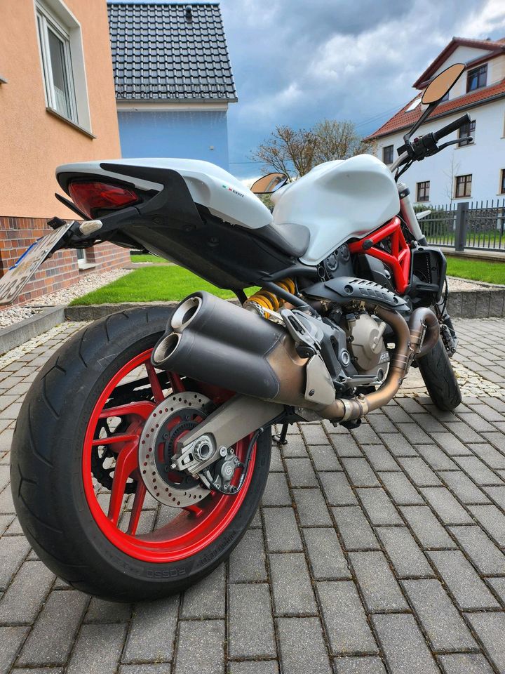 Ducati Monster 821 in Wurzen