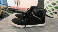 Vty Sneaker – Größe 42, Schwarz Brandenburg - Cottbus Vorschau