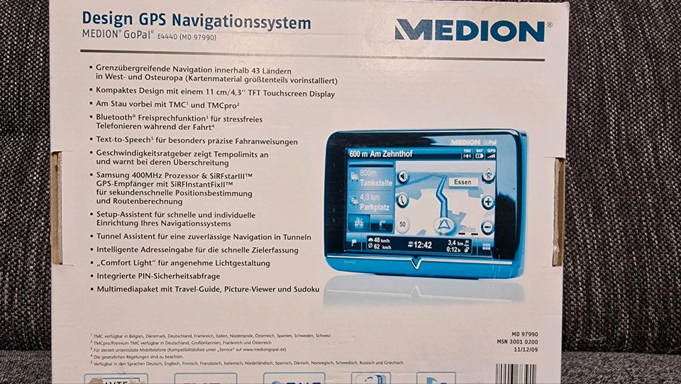 Medion Design GPS Navigationssystem GoPal E4440 (MD 97990) in Leipzig