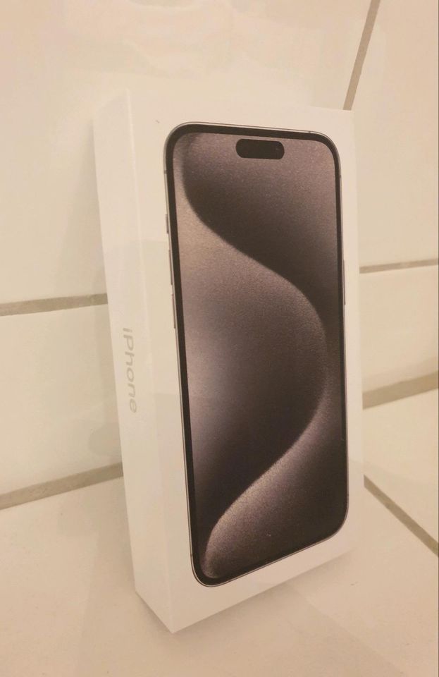 iPhone 15 Pro Max 512GB Titan Weiß Versiegelt in Bedburg