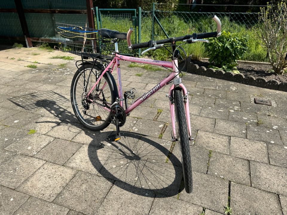 Pink Fahrrad in Hannover