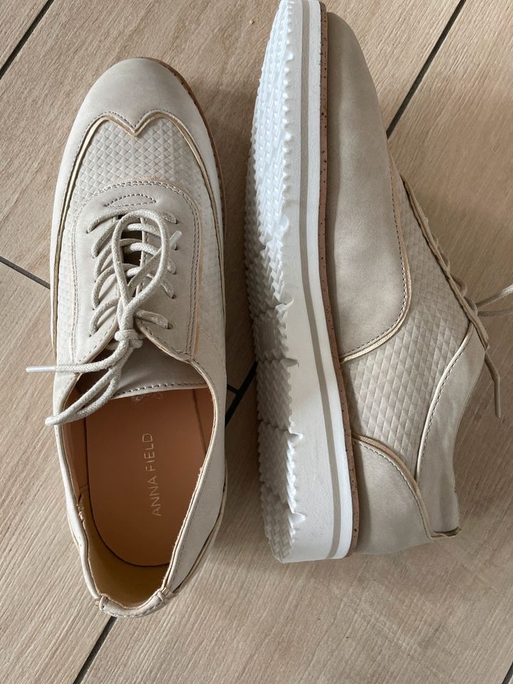 Sneaker, Halbschuhe, Creme-Gold, Größe 41, Neu in Schermbeck