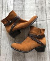 Stiefeletten Tamaris Gr. 38 Camelbraun Wildleder Damen Sachsen - Regis-Breitingen Vorschau