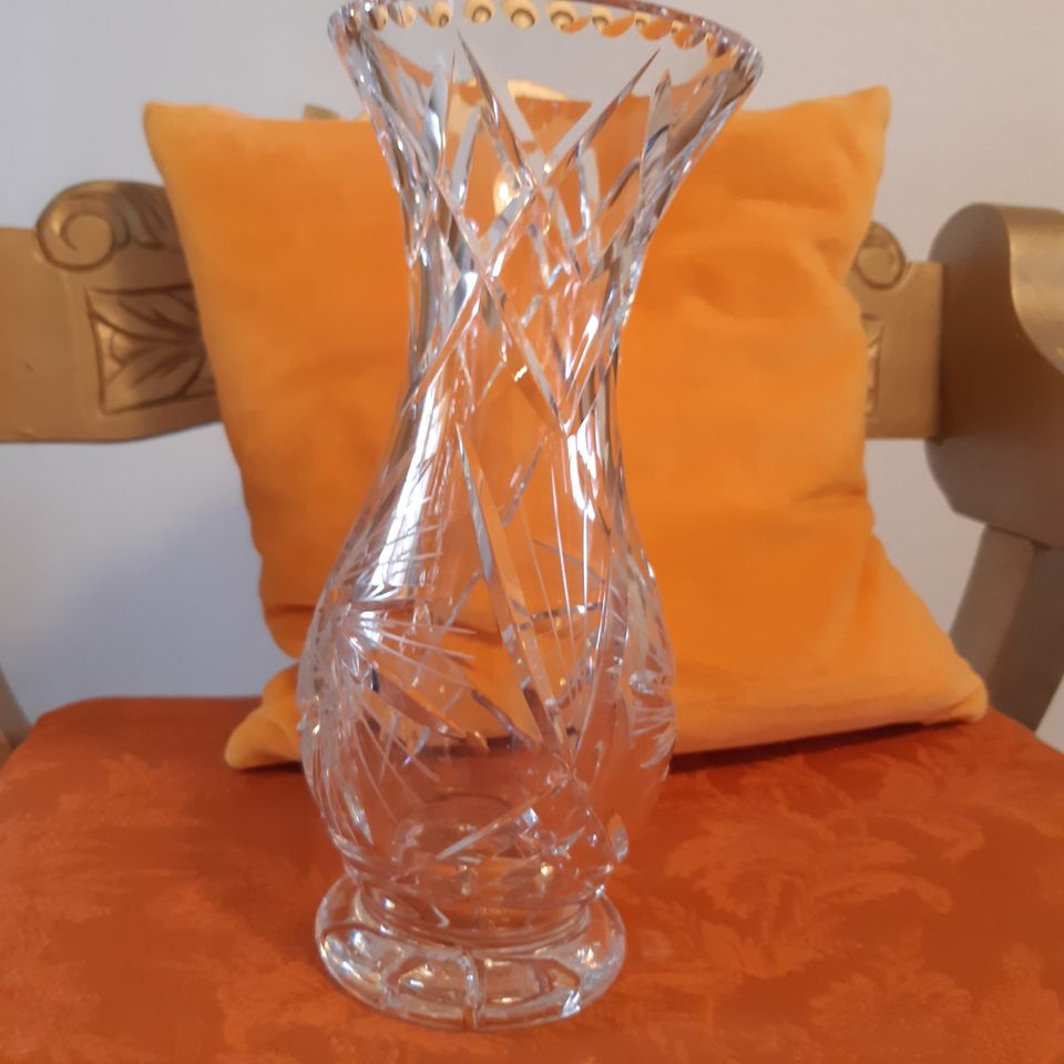 Vintage, schwere Kritallglas-Vase, 26,5 cm hoch in Aachen