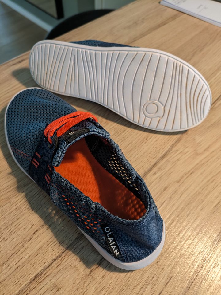 Badeschuhe Strandschuhe Aquaschuhe Areeta Olaian Größe 34 top in München