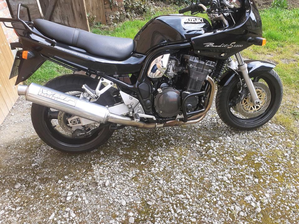 Suzuki Bandit S1200 in Braunschweig