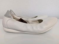 5th Avenue Ballerinas Slipper Echtleder Weiss Gr. 36 Neu Hessen - Friedrichsdorf Vorschau