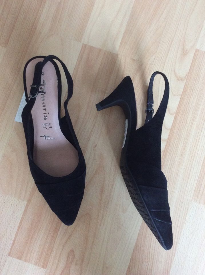 Tamaris Sling Pumps schwarz Gr 39 neu in Bremen