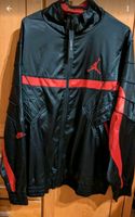 Jordan Jacke Track jacket Satin XL Hessen - Gelnhausen Vorschau