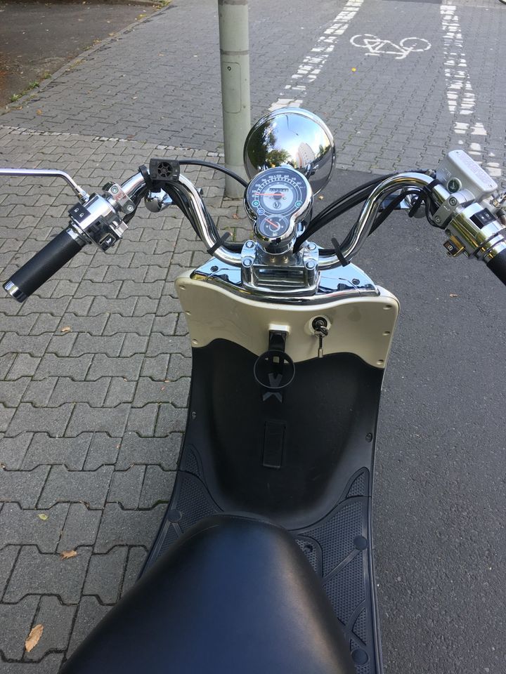 Mofa Roller Motorrad Retro Cool Harley Filing’s in Frankfurt am Main
