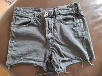 Jeansshorts Größe M Nordrhein-Westfalen - Issum Vorschau