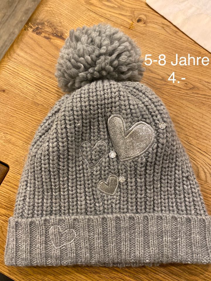 Graue Winter Mütze Mädchen 5-8Jahre nur 4.- ❤️ in Tönisvorst
