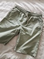 Kurze Hosen Beige Fishbone "M" Nordrhein-Westfalen - Balve Vorschau