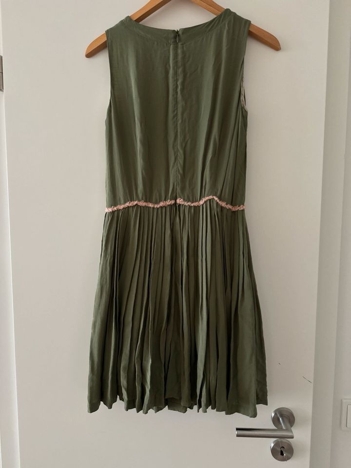 Mädchen-Kleid von Bellerose, Gr. 14 in Hamburg