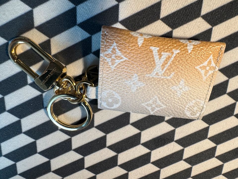 Louis Vuitton Schlüsselanhänger in Berlin