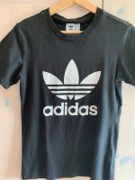 Adidas T-Shirt Sport schwarz Shirt Gr.36 Schleswig-Holstein - Bebensee Vorschau