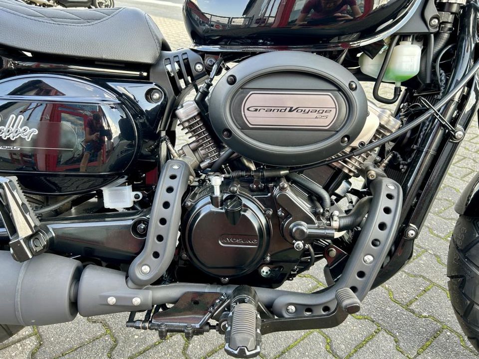 HYOSUNG GV 125 S Aquila in Dormagen