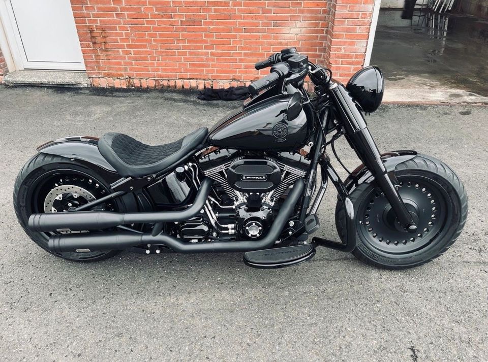 Harley Davidson Fat Boy S 110cui ! Screamin Eagle ! 5HD 4677km in Höxter