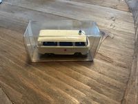 VW T2 Rotes Kreuz DRK RTW KTW KW Bus, sehr alt, Wiking Hessen - Kirchhain Vorschau