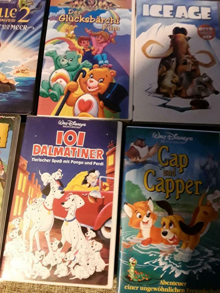 8 VHS Disney's Kinderfilme in Teublitz