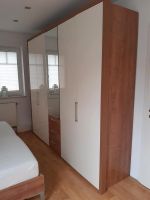 Schlafzimmer 5tlg Doppelbett Kleiderschrank Kommode Nachtkonsolen Nordrhein-Westfalen - Greven Vorschau