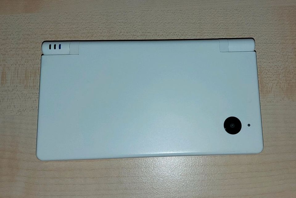 Original Nintendo DSI - Wie Neu! in Bitburg