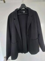 Schwarzer Blazer H&M Größe 40 Herzogtum Lauenburg - Schnakenbek Vorschau