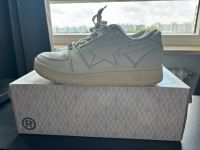 Bapesta 42,5 US 9 Weiss A Bathing Ape München - Ramersdorf-Perlach Vorschau