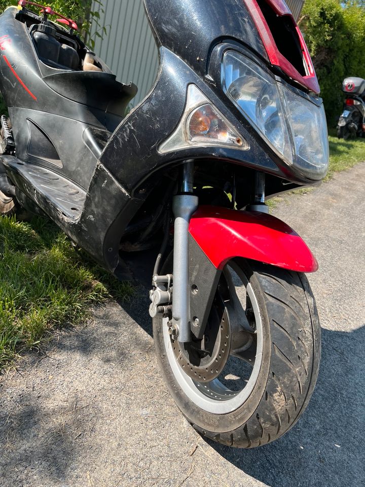 Kymco Roller mit Papiere und Schlüssel in Hanau