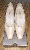 Gabor Schuhe Brautschuhe champagner Gr. 38 1/2 (5 1/2) Hessen - Alheim Vorschau