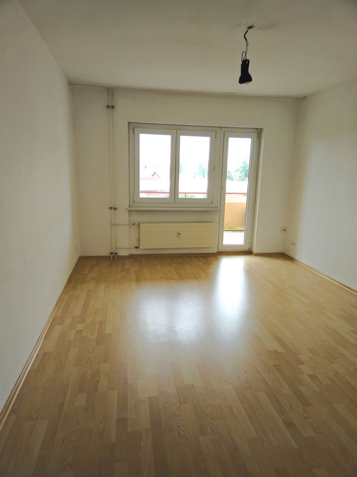 2 Zimmerwohnung inkl. Küche, Garage und Balkon in Lottstetten in Lottstetten