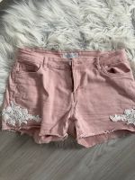 Damen Shorts mit Spitze Nordrhein-Westfalen - Langerwehe Vorschau