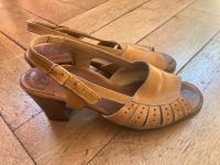 Wunderschöne vintage Sandalen Leder, hellbraun, Größe 39 Leipzig - Sellerhausen-Stünz Vorschau