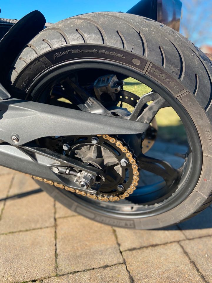 BMW G 310 R HP-Style -wenig km -Service neu / A2 geeignet in Rot an der Rot