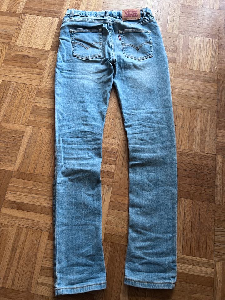 Levi’s Skinny Taper Jeanshose Hellblau Größe 164 in Wachtberg