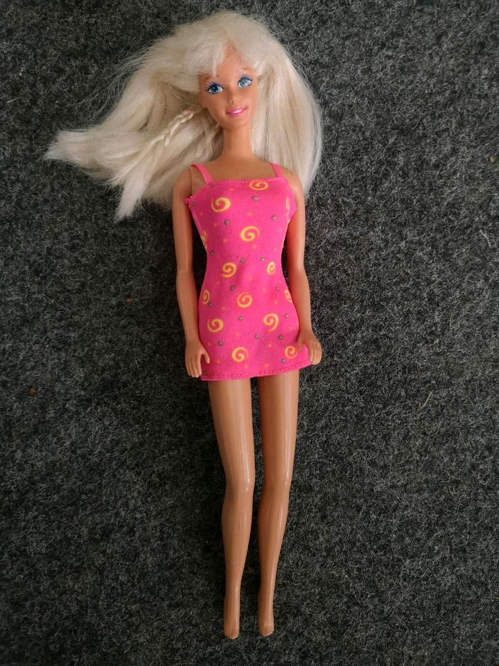 Original vintage 1966 Barbie Mattel Meerjungfrau inkl Outfits in Nürnberg (Mittelfr)